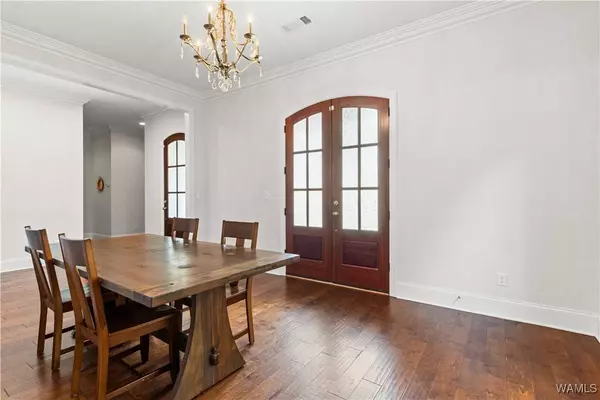 1407 Waterfall Pkwy, Tuscaloosa, AL 35406