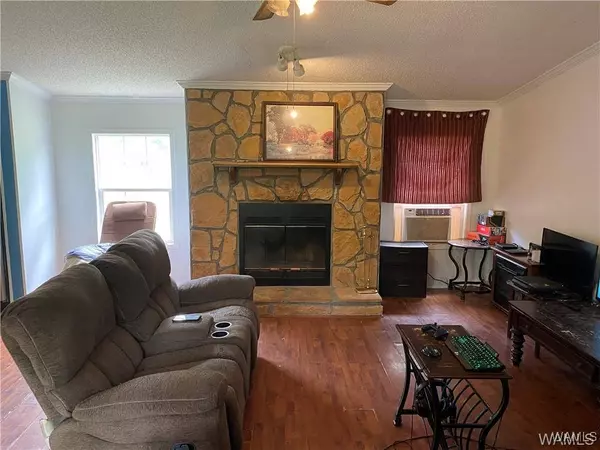 17026 Finnell Rd, Northport, AL 35475