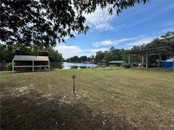 124 Clear Creek RD, Akron, AL 35441