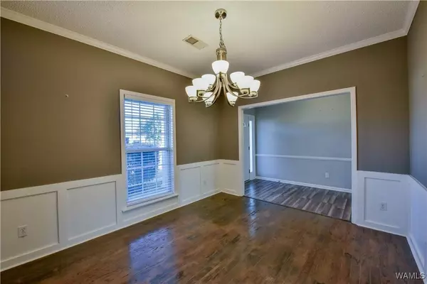 10202 Magnolia CT, Tuscaloosa, AL 35405