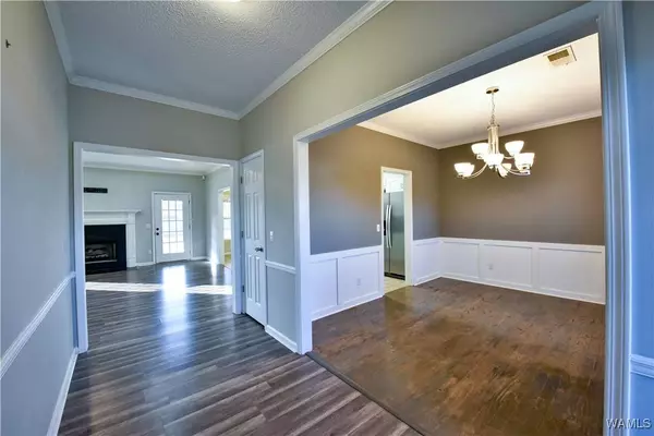 10202 Magnolia CT, Tuscaloosa, AL 35405