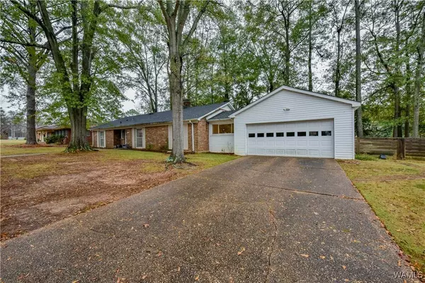 3801 12th PL E, Tuscaloosa, AL 35404