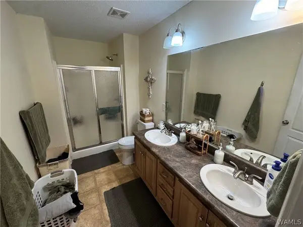 1221 Jamestown CIR, Moundville, AL 35474