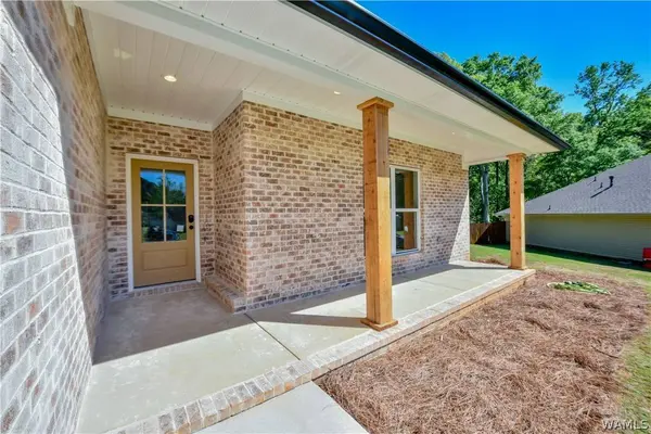 13550 Vineyard WAY, Northport, AL 35475