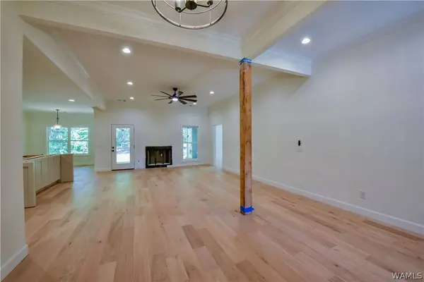 13550 Vineyard WAY, Northport, AL 35475