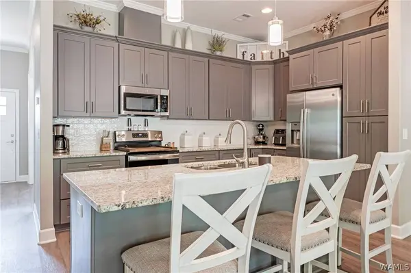 3010 Jamie LN, Moundville, AL 35474