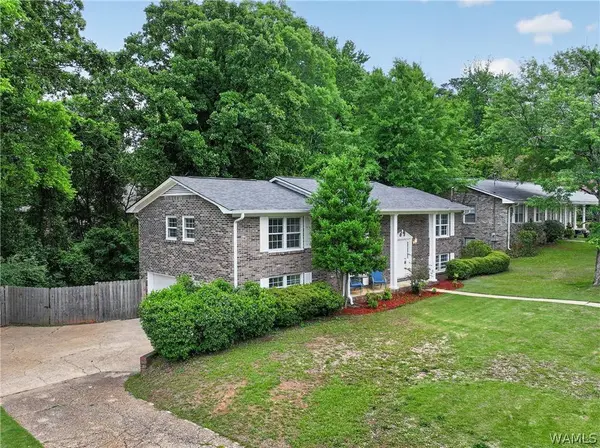 1980 Idlewood DR, Tuscaloosa, AL 35405