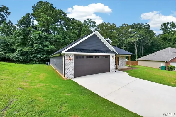 13550 Vineyard WAY, Northport, AL 35475