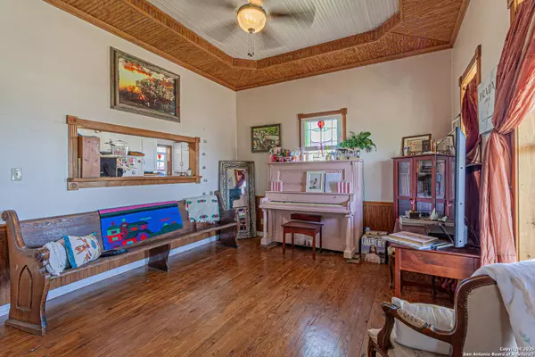 6432 FM725, New Braunfels, TX 78130