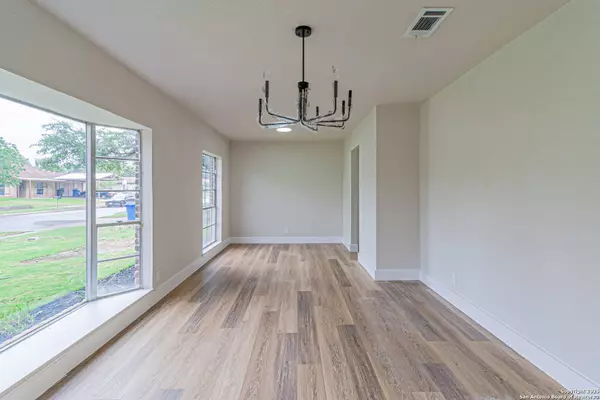 7226 Split Creek, San Antonio, TX 78238