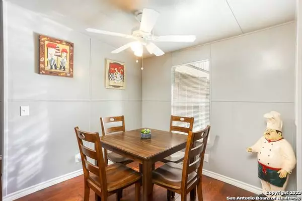 161 Water St, Pipe Creek, TX 78063