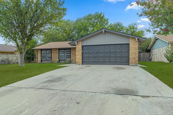 1127 Longmont, San Antonio, TX 78245