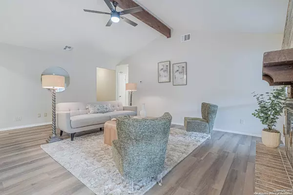 1127 Longmont, San Antonio, TX 78245