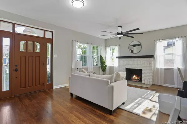 1641 Huisache, San Antonio, TX 78201