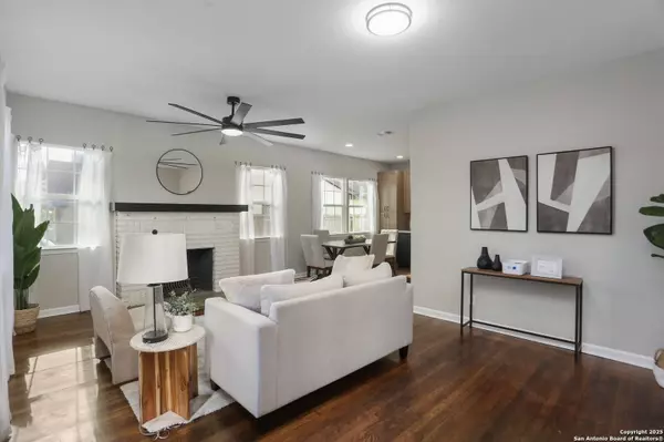 1641 Huisache, San Antonio, TX 78201