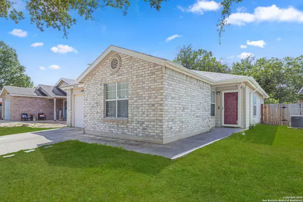 9130 Village Brown, San Antonio, TX 78250