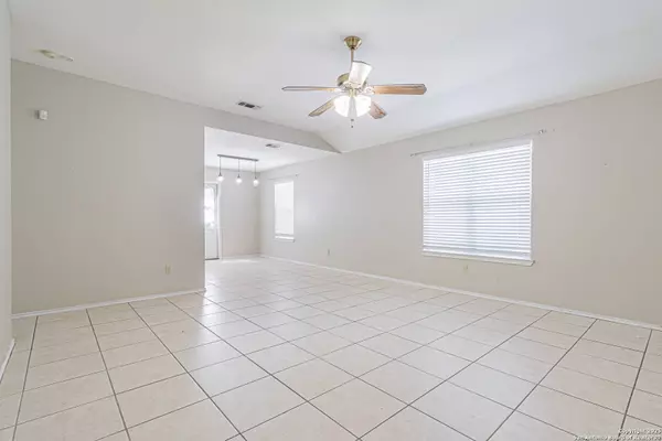 9130 Village Brown, San Antonio, TX 78250