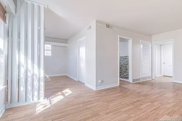 1157 Garraty UNIT A, Terrell Hills, TX 78209