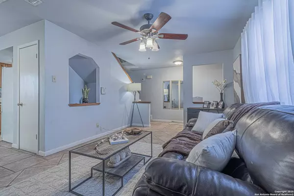 3002 Aragon, San Antonio, TX 78211