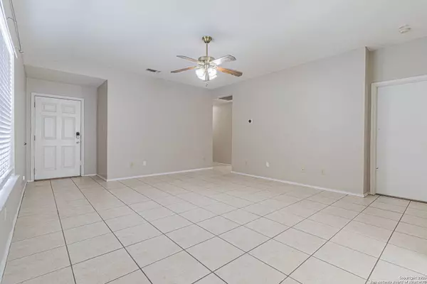9130 Village Brown, San Antonio, TX 78250