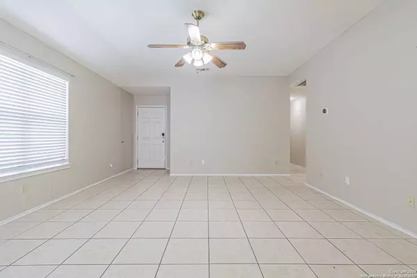 9130 Village Brown, San Antonio, TX 78250