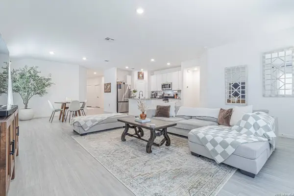 10626 Erinita, Converse, TX 78109