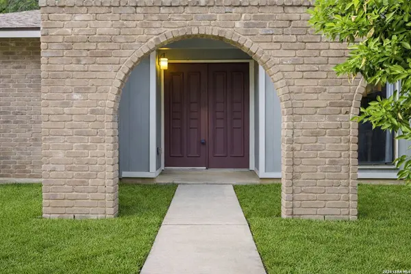 802 Thrasher, San Antonio, TX 78245