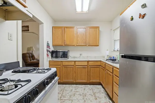 439 Hearne Ave, San Antonio, TX 78225