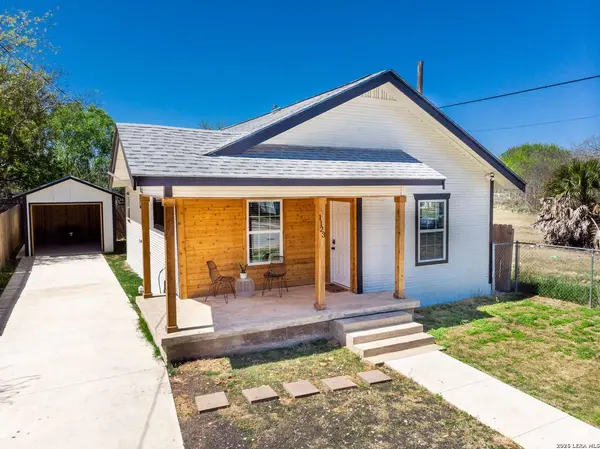 1123 S Olive, San Antonio, TX 78210