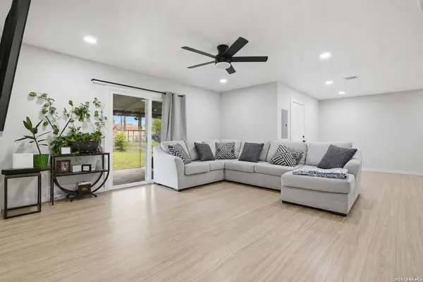 326 Stimmel St, San Antonio, TX 78227