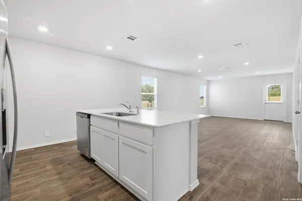 15517 Laughing Owl, San Antonio, TX 78253
