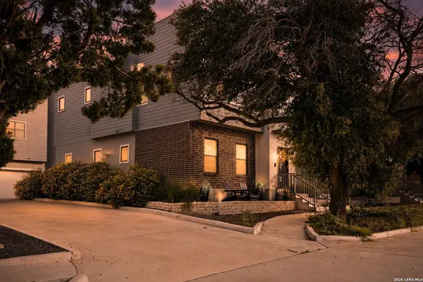 7911 Southlake UNIT N/A, San Antonio, TX 78235