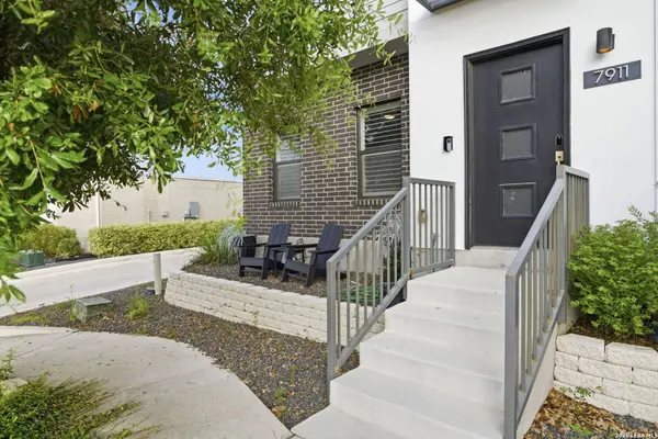 7911 Southlake UNIT N/A, San Antonio, TX 78235