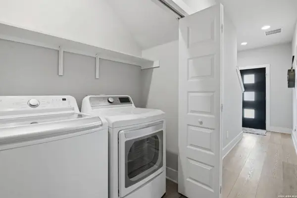 7911 Southlake UNIT N/A, San Antonio, TX 78235