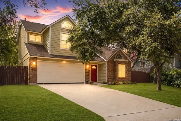 6915 Raintree Frst