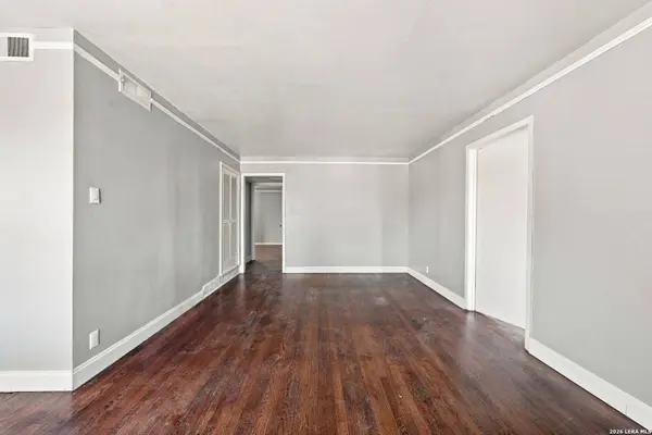 1157 Garraty UNIT C, Terrell Hills, TX 78209