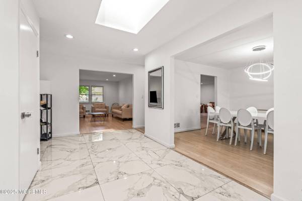 14 Darien Drive, West Long Branch, NJ 07764