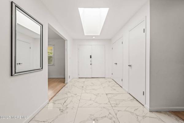 14 Darien Drive, West Long Branch, NJ 07764