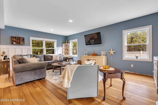 27 Brookwillow Avenue, West Long Branch, NJ 07764