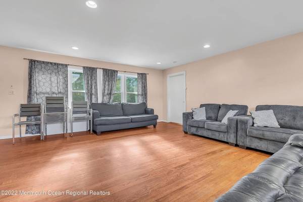 872 Red Oaks Drive, Long Branch, NJ 07740