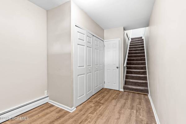 8 W End Court, Long Branch, NJ 07740