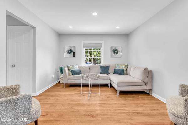 11 Pinewood Avenue, West Long Branch, NJ 07764