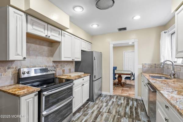 128 Beechwood Avenue, West Long Branch, NJ 07764