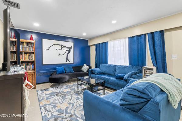 128 Beechwood Avenue, West Long Branch, NJ 07764