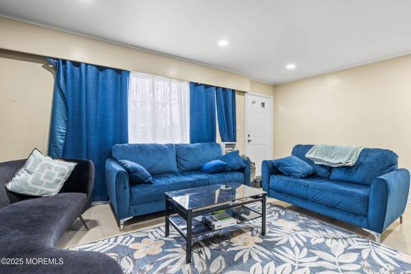 128 Beechwood Avenue, West Long Branch, NJ 07764