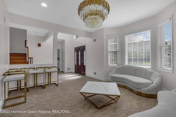 1607 Holbrook Street, Oakhurst, NJ 07755