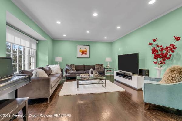 2912 Logan Road, Oakhurst, NJ 07755