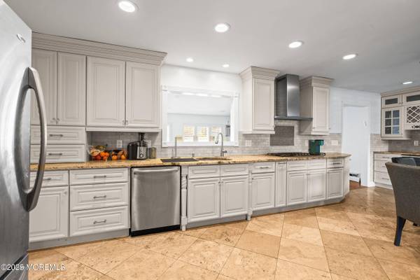 41 Poplar Avenue, West Long Branch, NJ 07764