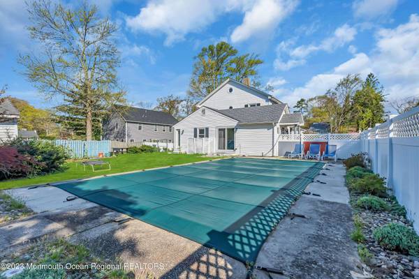 140 Idlewood Avenue, Oakhurst, NJ 07755