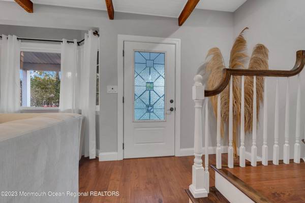 447 W Park Avenue, Oakhurst, NJ 07755